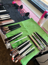 Load image into Gallery viewer, BAABS Brush Drying Towel - Green